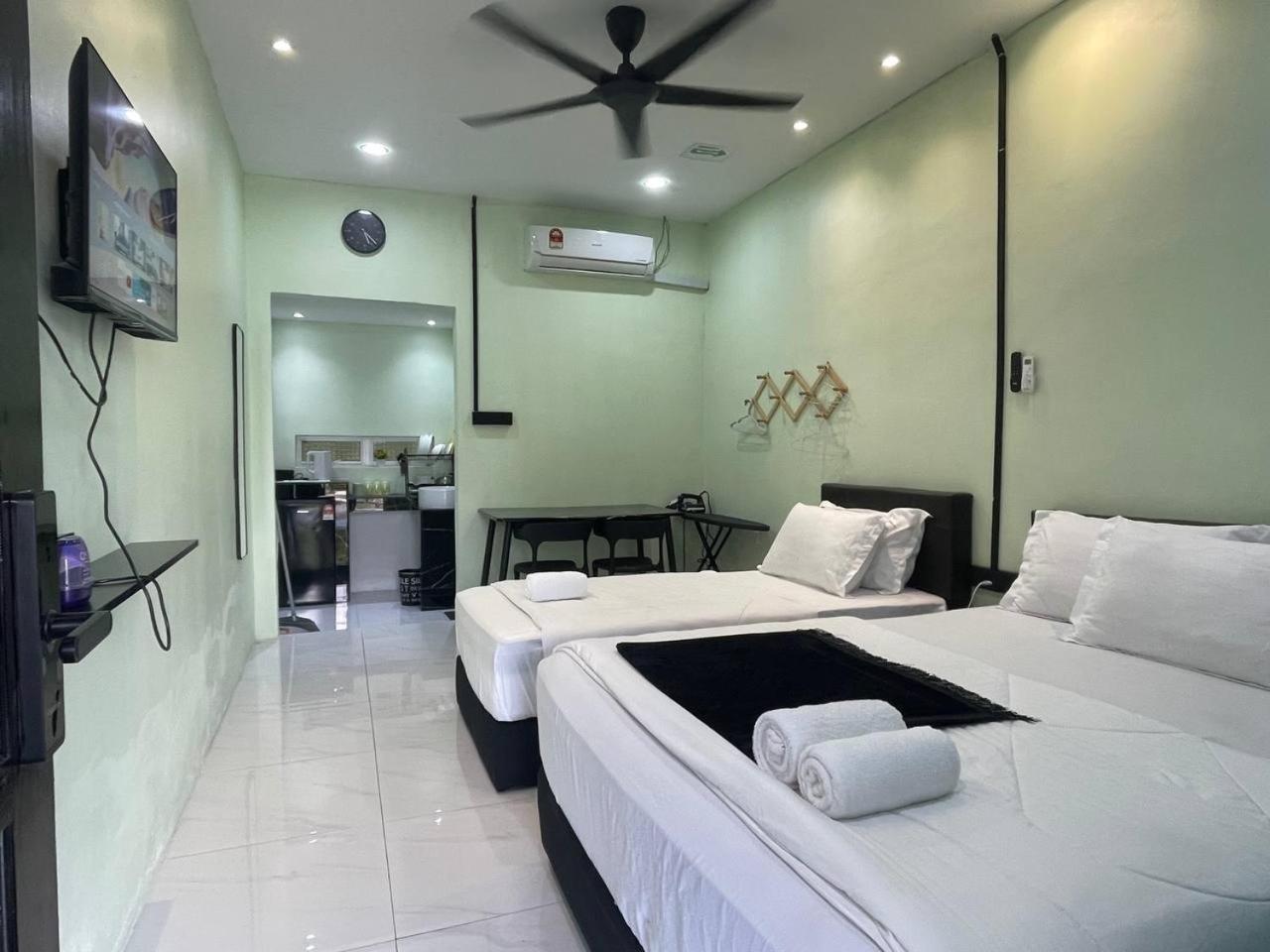 Ar Homestay & Roomestay Merlimau ภายนอก รูปภาพ